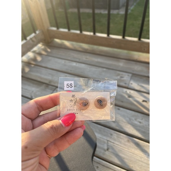 *Get the bundle for your buyer’s Christmas gifts *Stud Earrings lot 21 Pairs - Picture 15 of 16